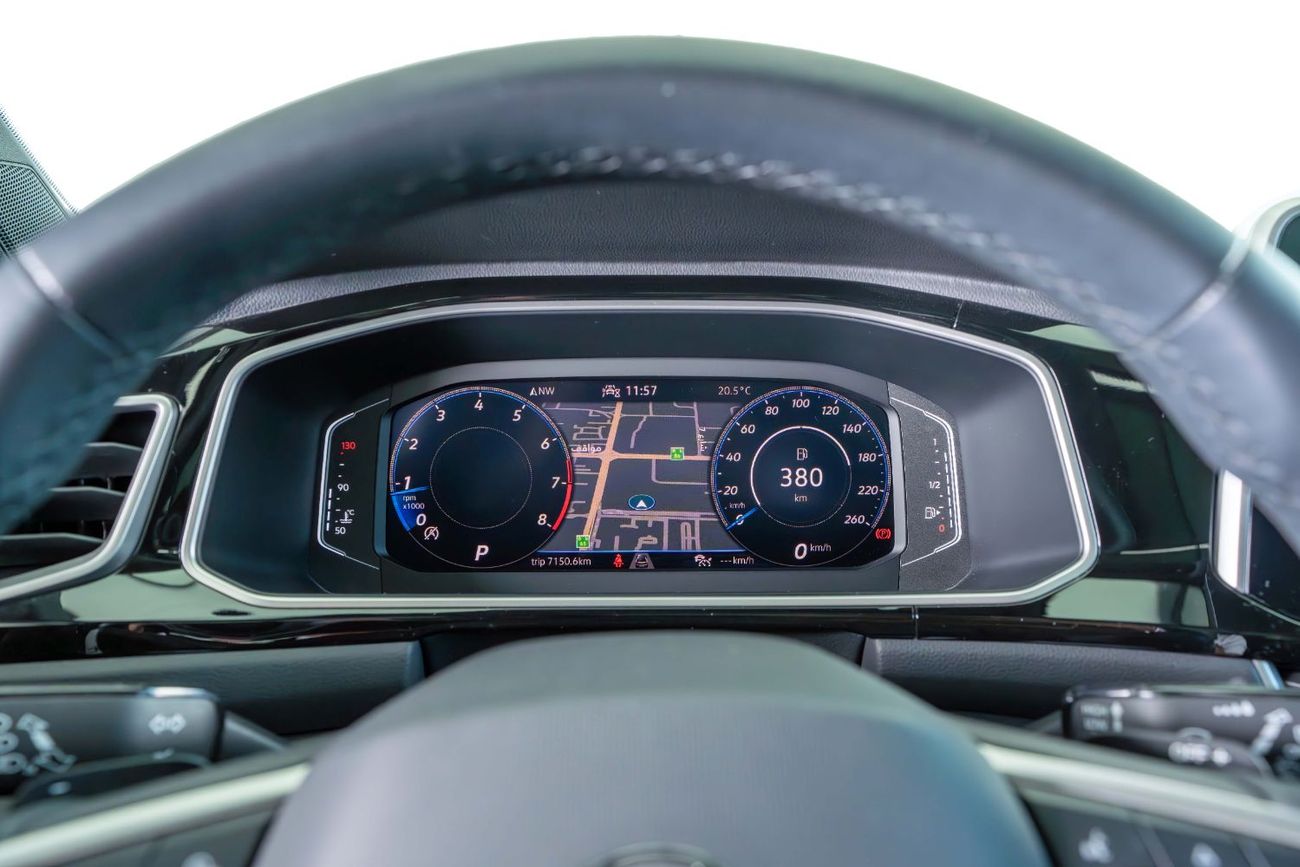 فولكس واجن T ROC R-line 1.4L