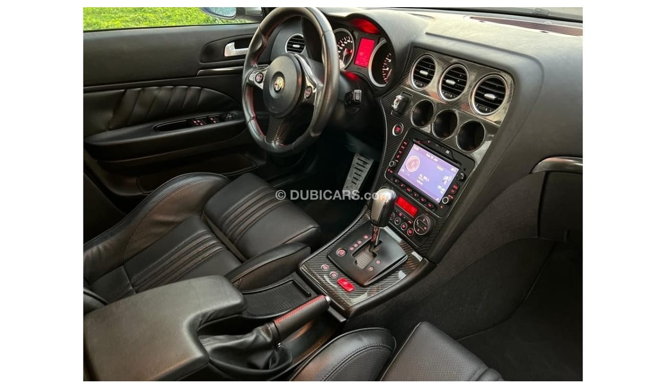 Alfa Romeo Alfa 159 ALFA ROMEO 159 GCC 2012 BRAND NEW LOW MILEAGE ORIGINAL PAINT FULL SERVICE HISTORY