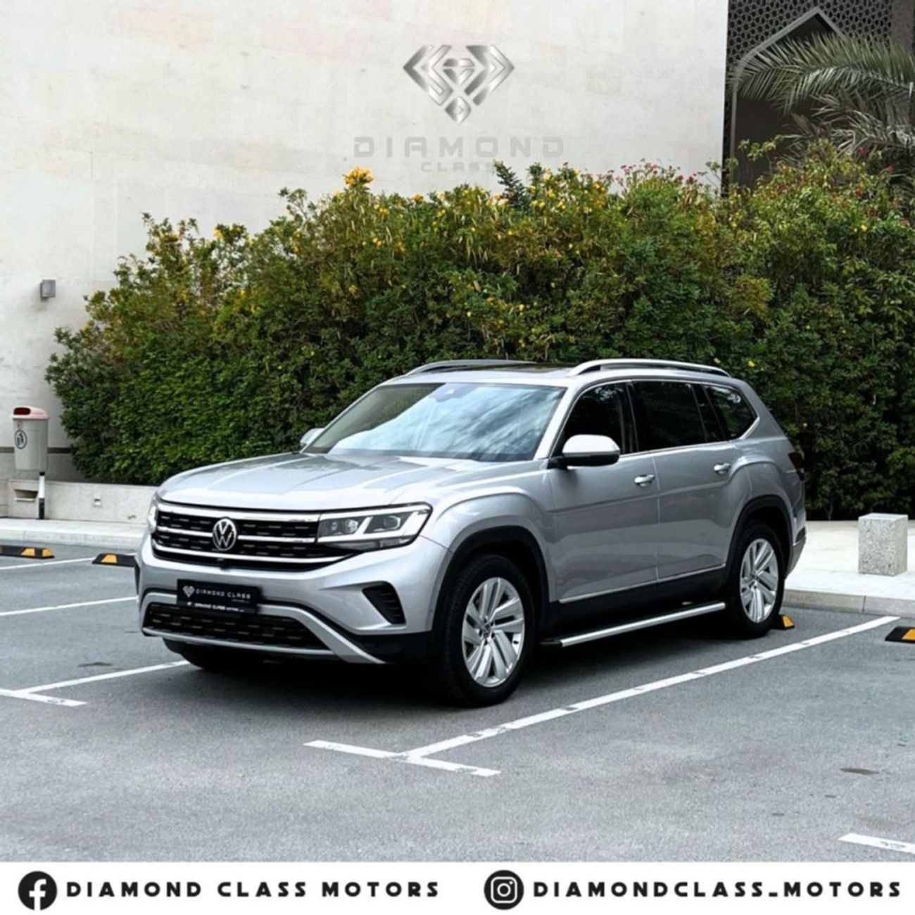 Volkswagen Teramont Highline 3.6L Volkswagen Teramont Highline  3.6L AWD Panoramic  Full Option   GCC    Under Agency Wa