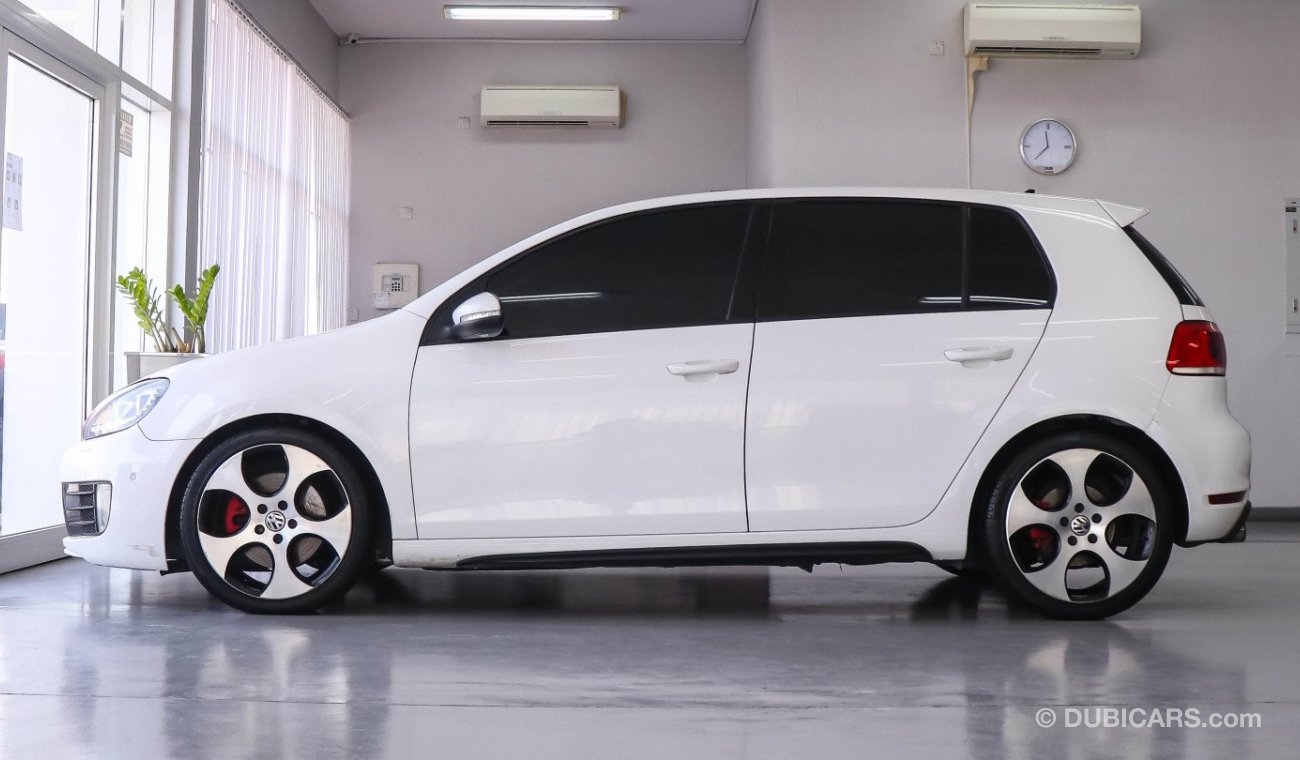 Volkswagen Golf GTI