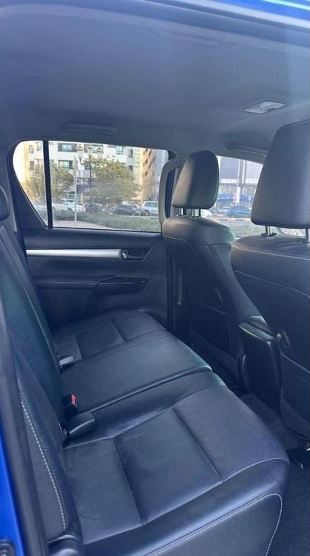 Toyota Hilux diesel 2.8 liter manual gear right hand drive leather seats push start