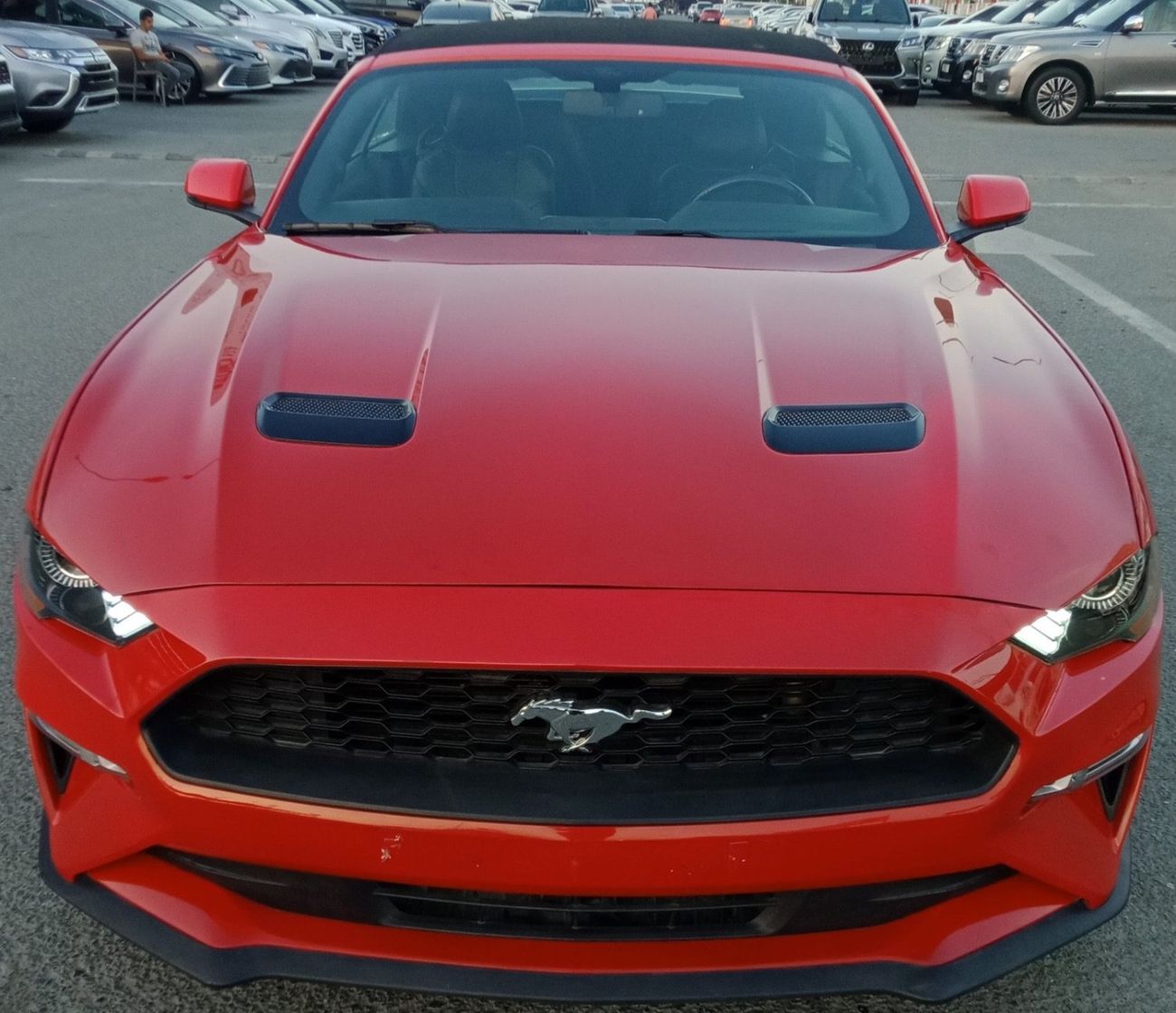 Ford Mustang Ford mustang ecoboost convertible V4  Body kit GT Model 2019 Price: 68000 Dhs Mileage: 44000 Mi Spec