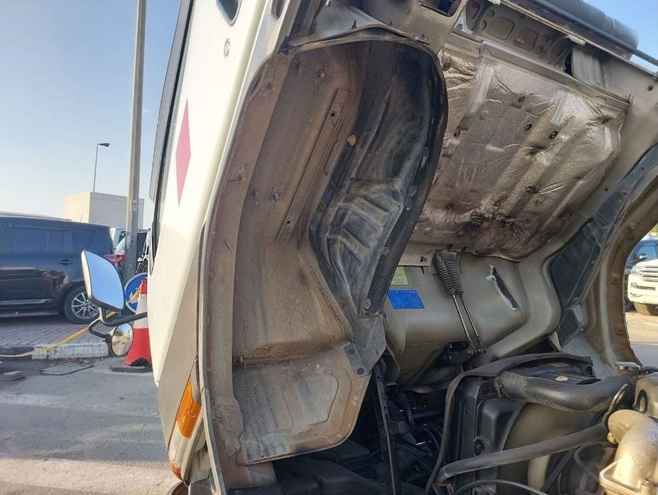 ميتسوبيشي فوسو كانتير MITSUBISHI CANTER TRUCK RHD 1997 MODEL 4.6 L DIESEL MANUAL(PM31456)
