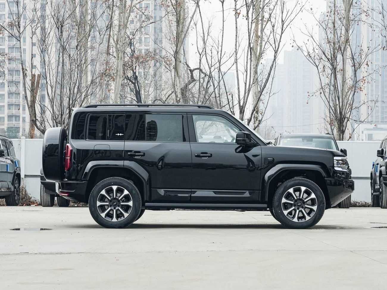 BYD Leopard 5 5 Flagship 1.5T Hybrid  4WD