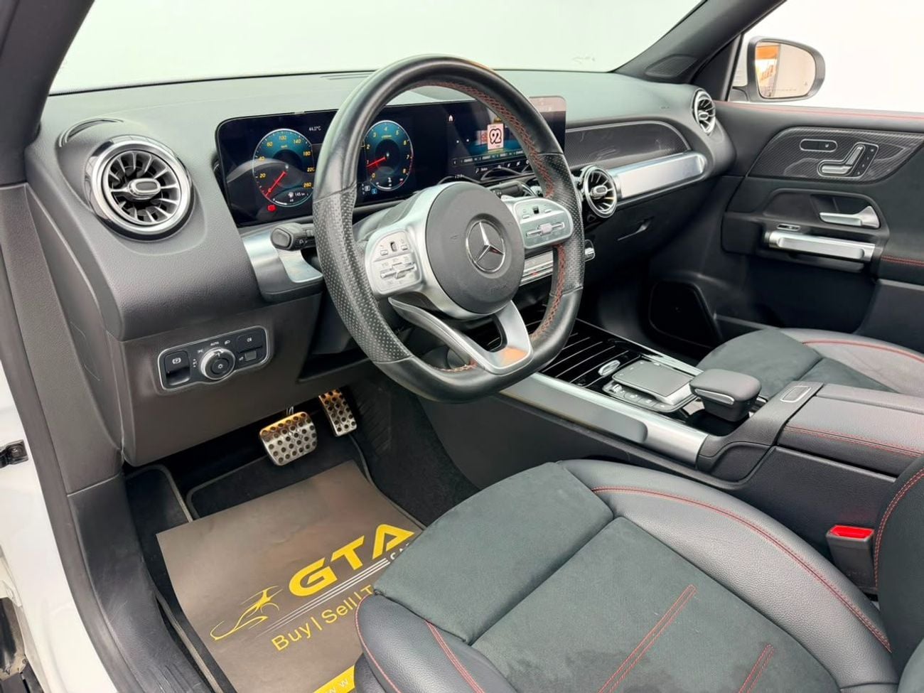 Mercedes Benz GLB250 4MATIC