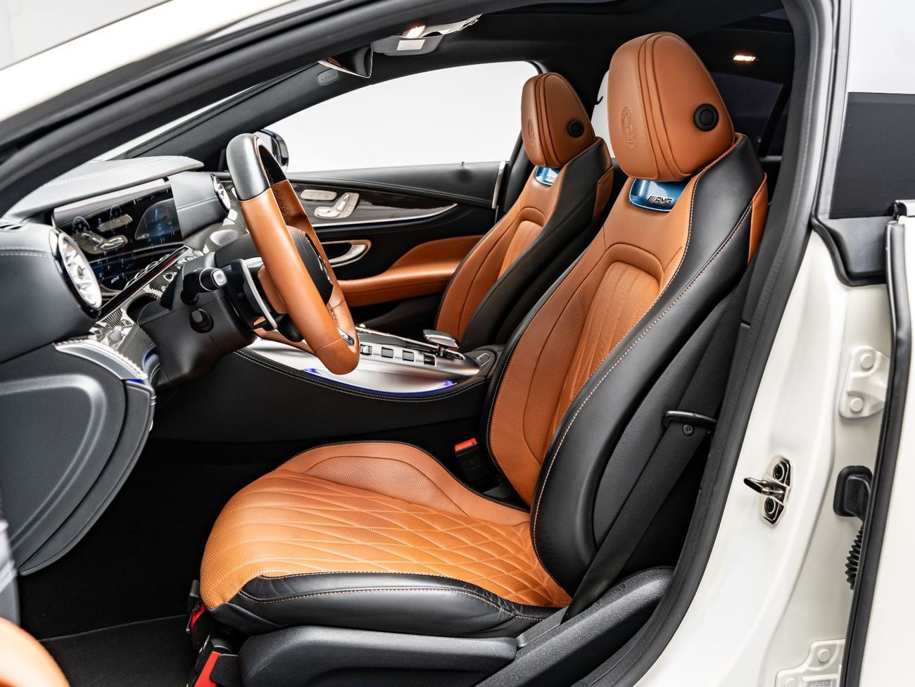 مرسيدس بنز ايه ام جي جي تي 53 2022 Mercedes GT 53 AMG, 3.0 TC I6, AWD, 429bhp, 9 Speed Automatic