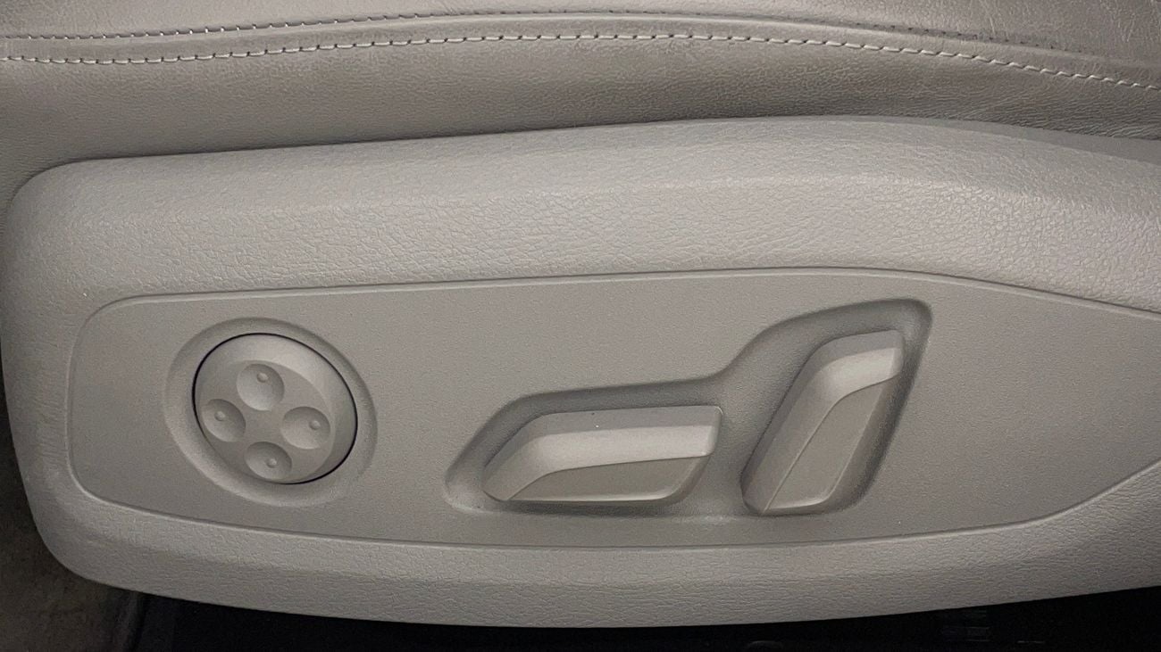 أودي A4 35 TFSI S LINE 2 | بدون دفعة مقدمة | اختبار القيادة في المنزل