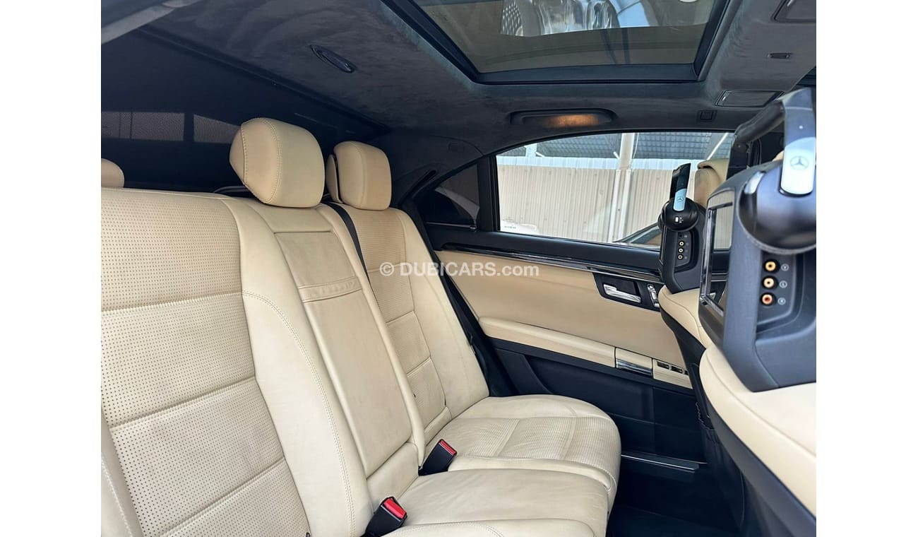 Mercedes-Benz S 63 AMG Mercedes S 63 AMG   Model: 2010 Walked: 87,000 Price: 50,000 dirhams Gulf specifications, full optio