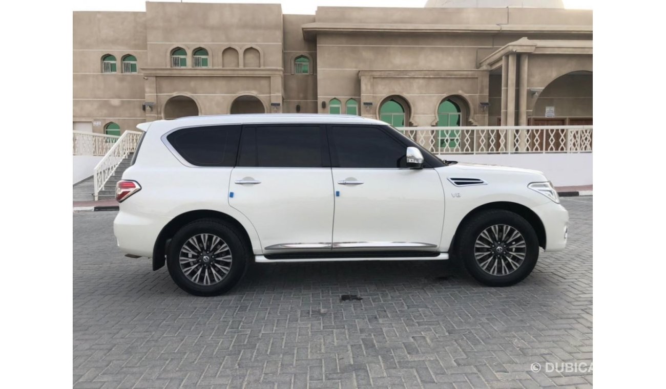 Nissan Patrol PATROL PLATINUM KIT V8 GCC ONE OWNER