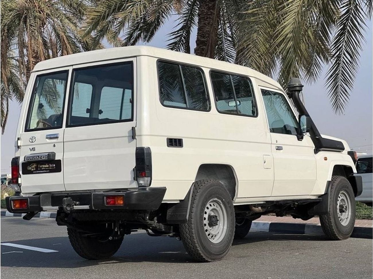 Toyota Land Cruiser 70 LC 78 HARDTOP 4.0L MT LC78 3 DOORS 4.0L PTR M/T // 2026 // STANDARD OPTION // SPECIAL OFFER // BY FO