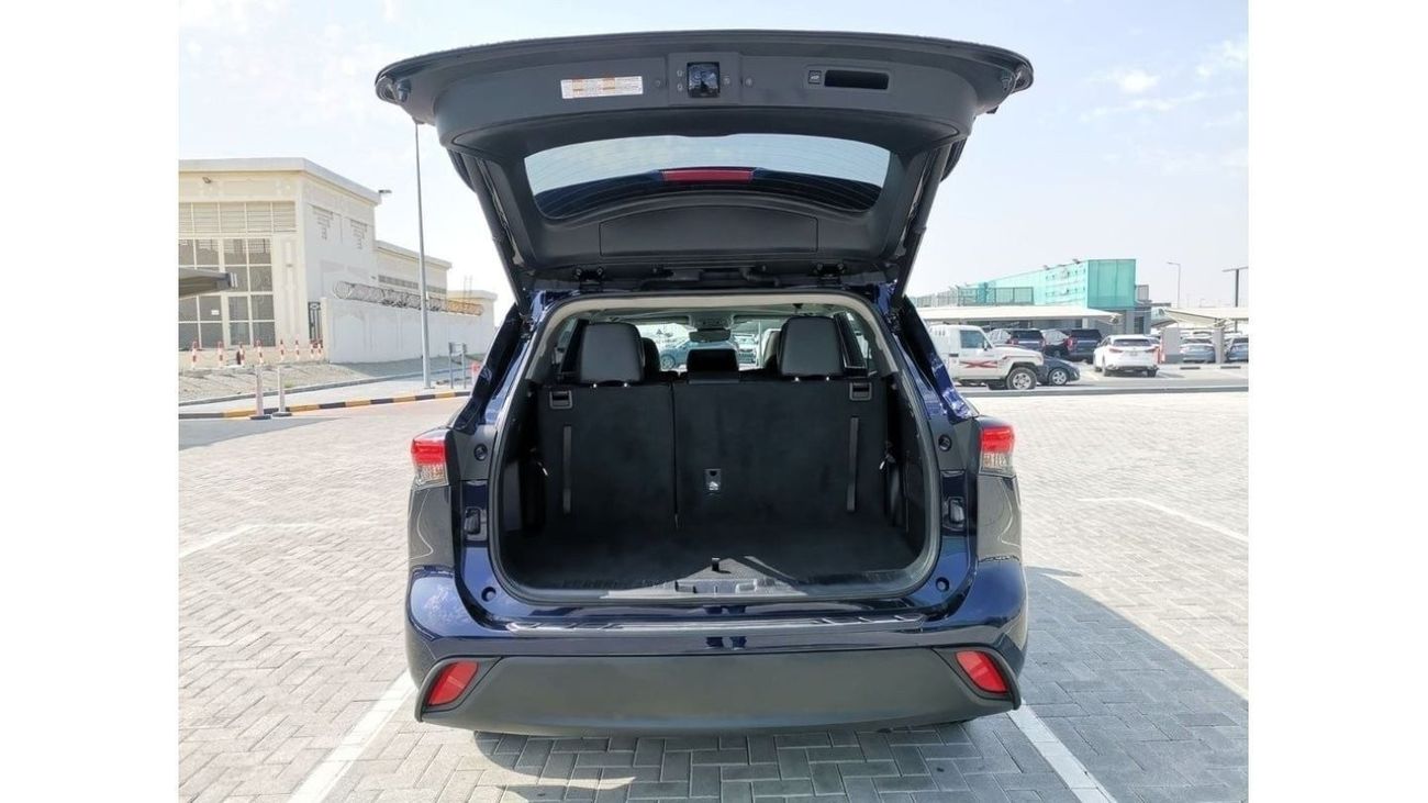 Toyota Highlander Toyota Highlander XLE - 2021 - Blue