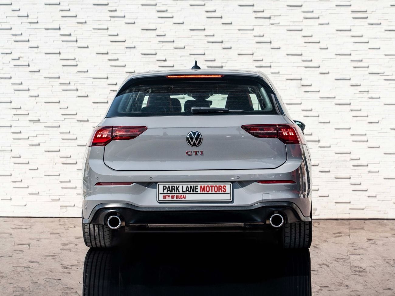 Volkswagen Golf GTI Sport 2.0T