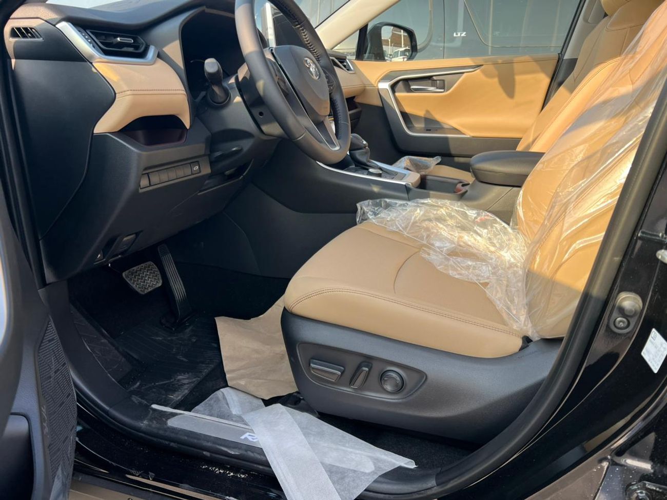 Toyota RAV4 toyota rav4 - hybrid