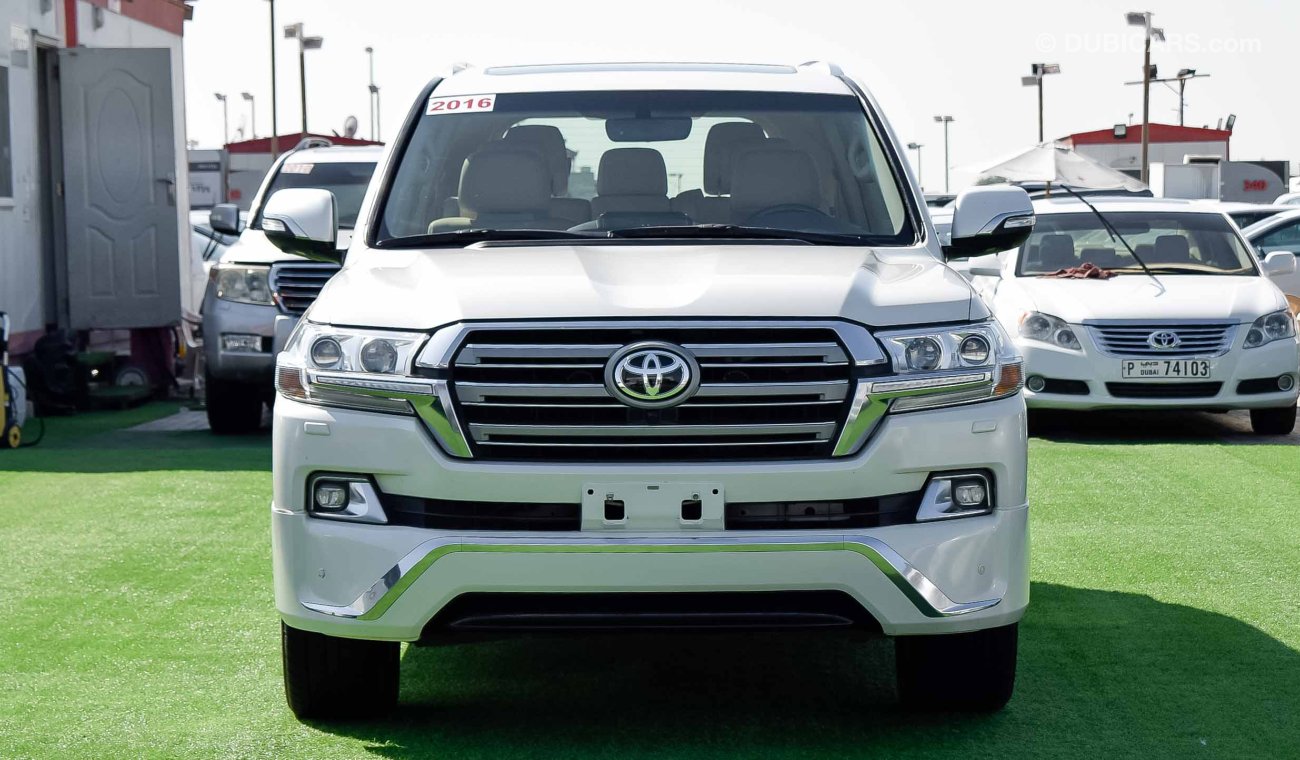 Toyota Land Cruiser VXR V8 5.7L