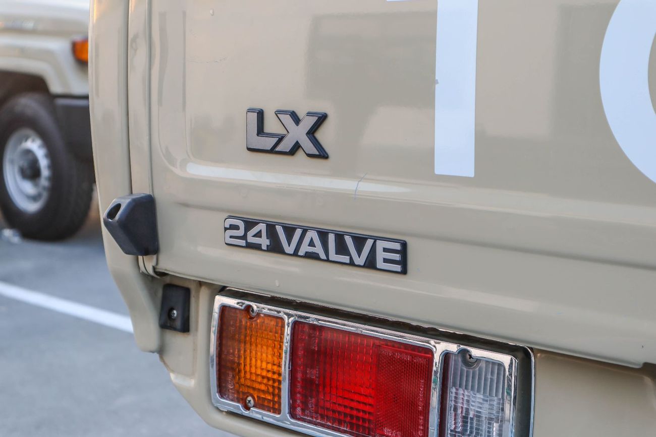 تويوتا لاند كروزر بيك آب PICKUP DLX 4.5L