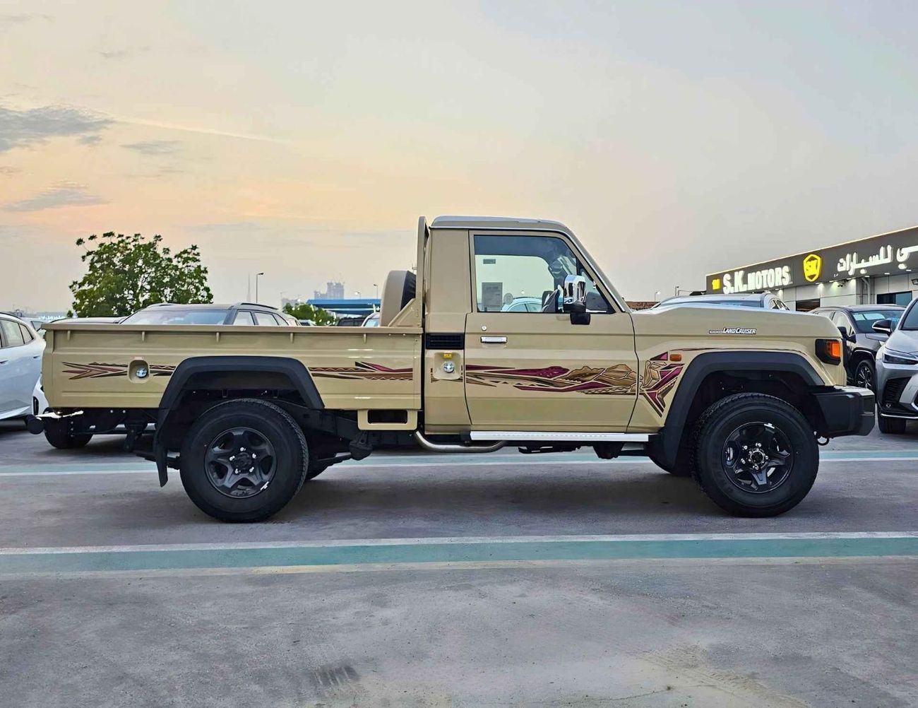 تويوتا لاند كروزر بيك آب SINGLE CABIN / 2.8L DIESEL M/T 4WD / CHROME BUMPERS / REAR CAMERA / (CODE#LCPSDCR)