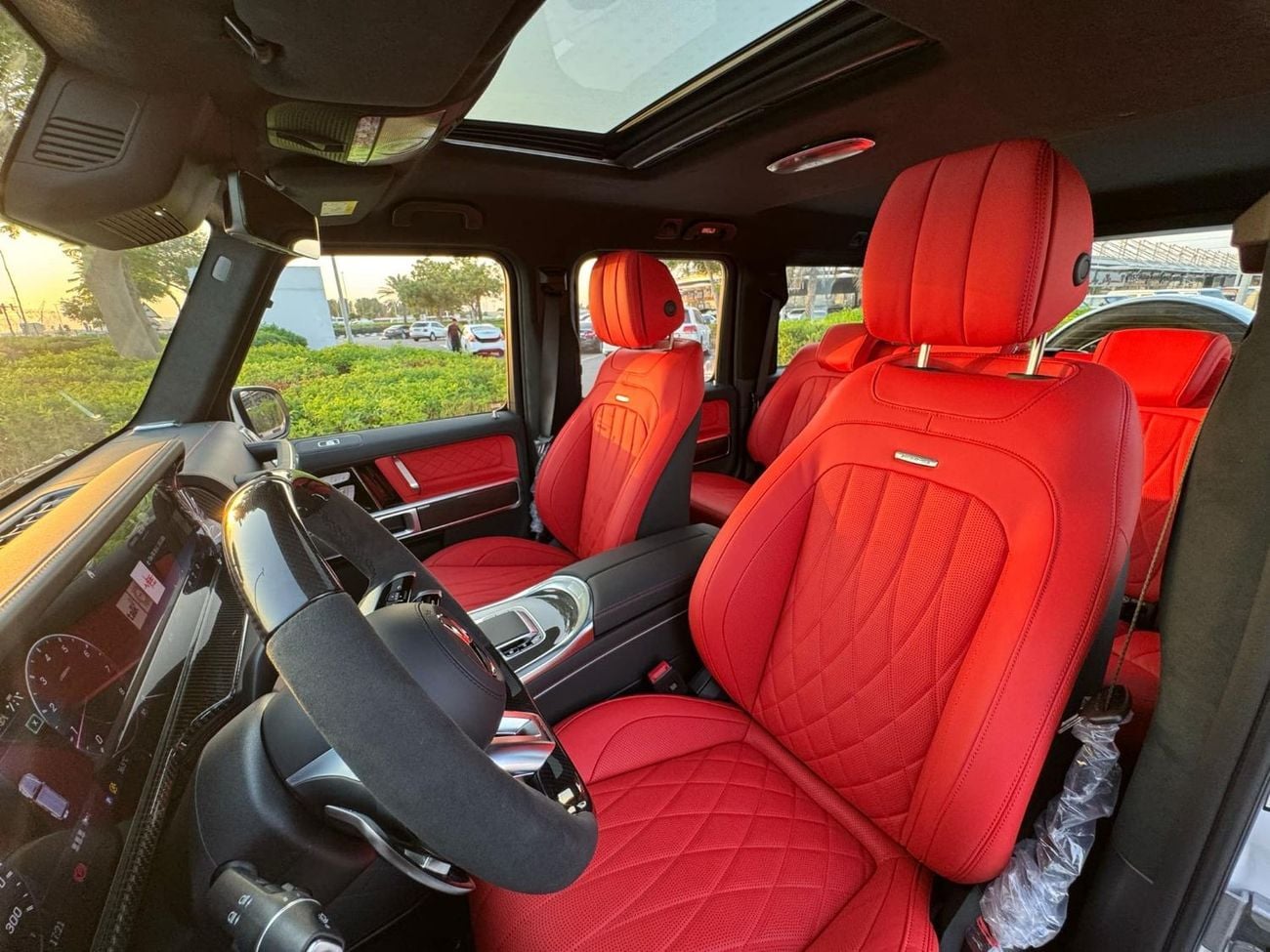 Mercedes-Benz G 63 AMG GCC SPEC UNDER WARRANTY AND SERVICE CONTRACT