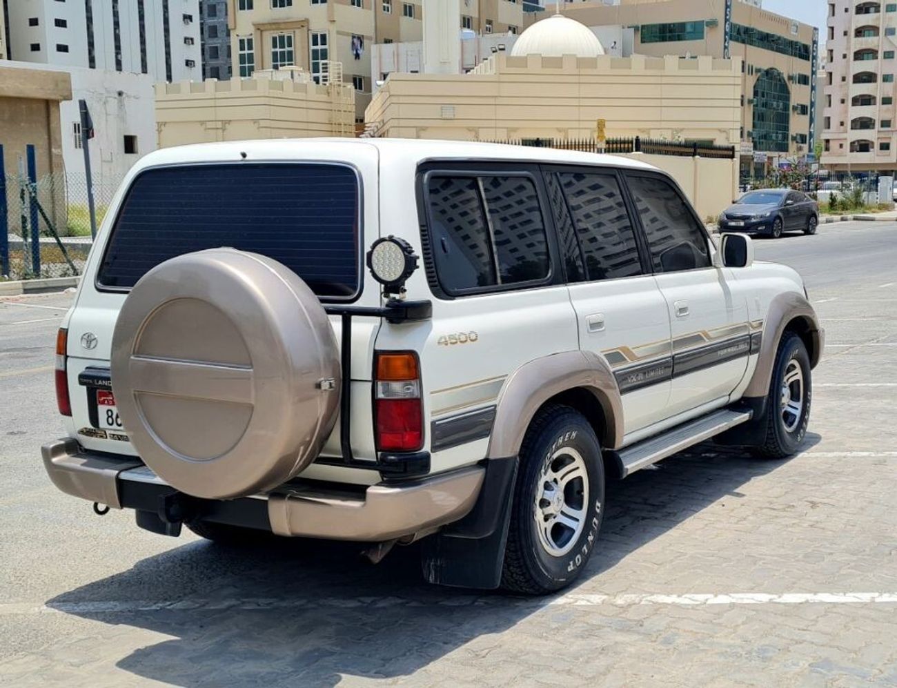 Toyota Land Cruiser TOYOTA LAND CRUISER VXR LIMITED GCC 1997
