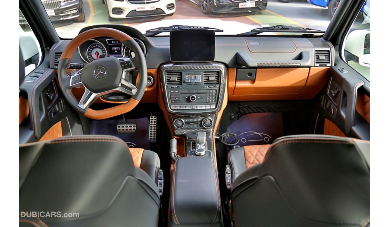 Mercedes-Benz G 63 AMG | inside Tan