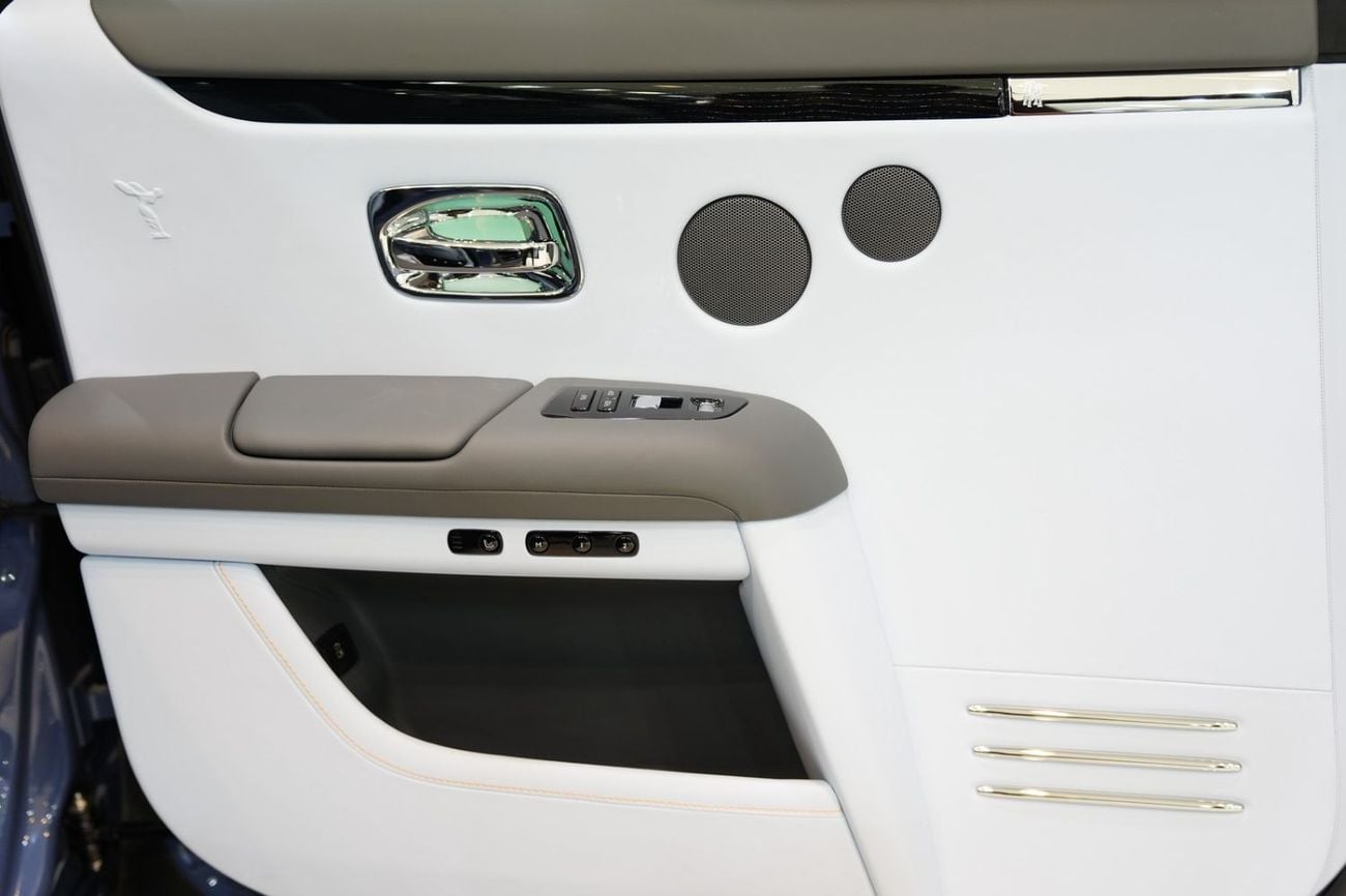 Rolls Royce Ghost EWB 2024 Rolls-Royce Ghost EWB, VIP Rear Comfort Package, Starlight, Dealer Warranty + Service!!