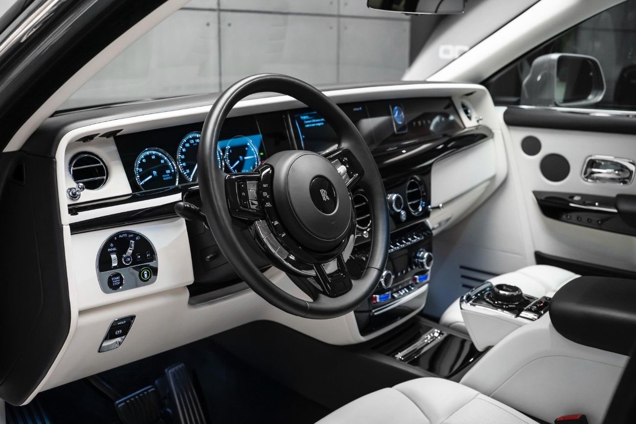 Rolls-Royce Phantom Std 6.8L