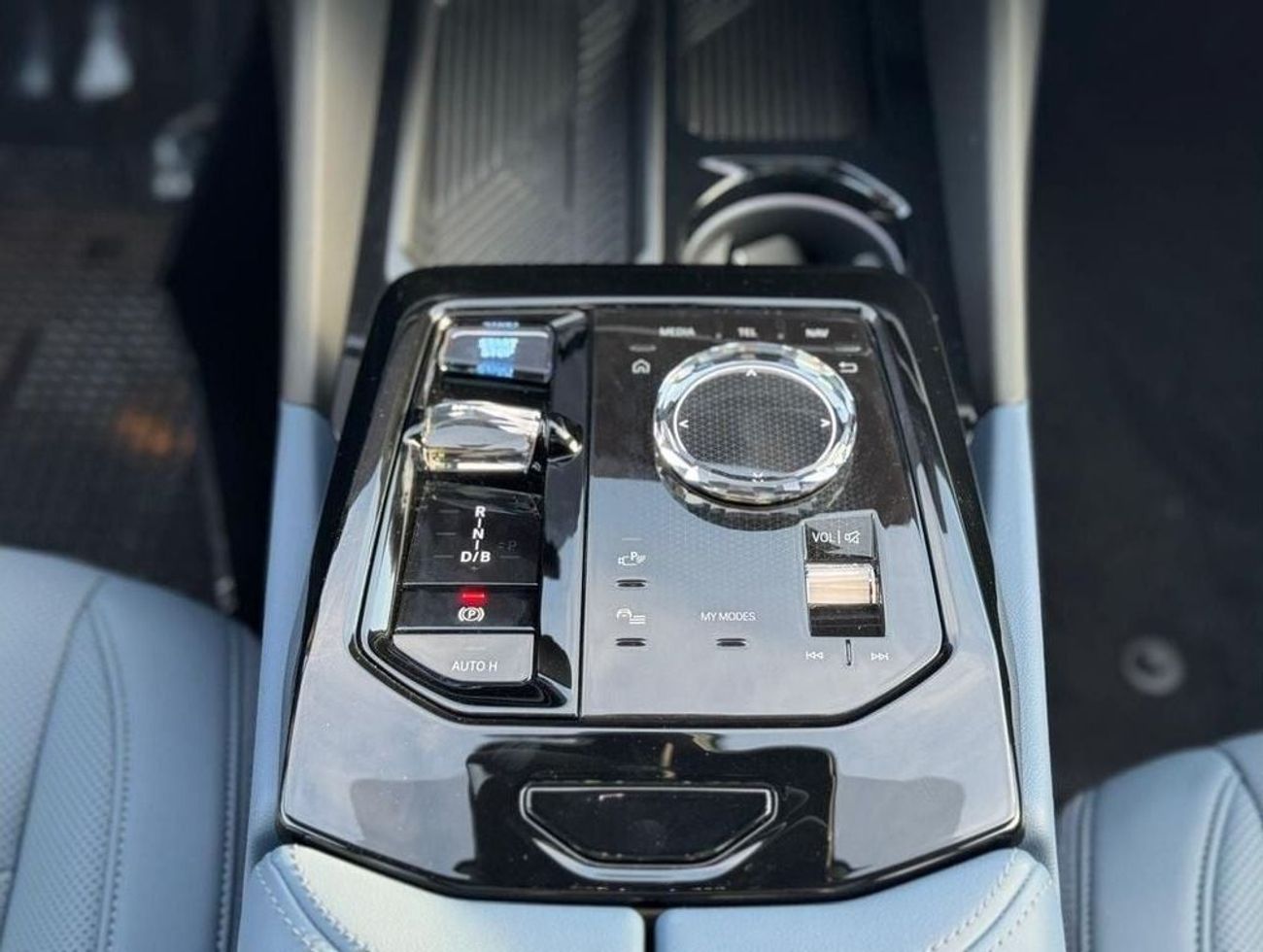 BMW i5 BMW I5 2024 35L