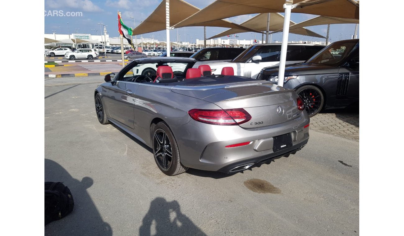 مرسيدس بنز C 300 كوبيه Cabriolet / Convertible.