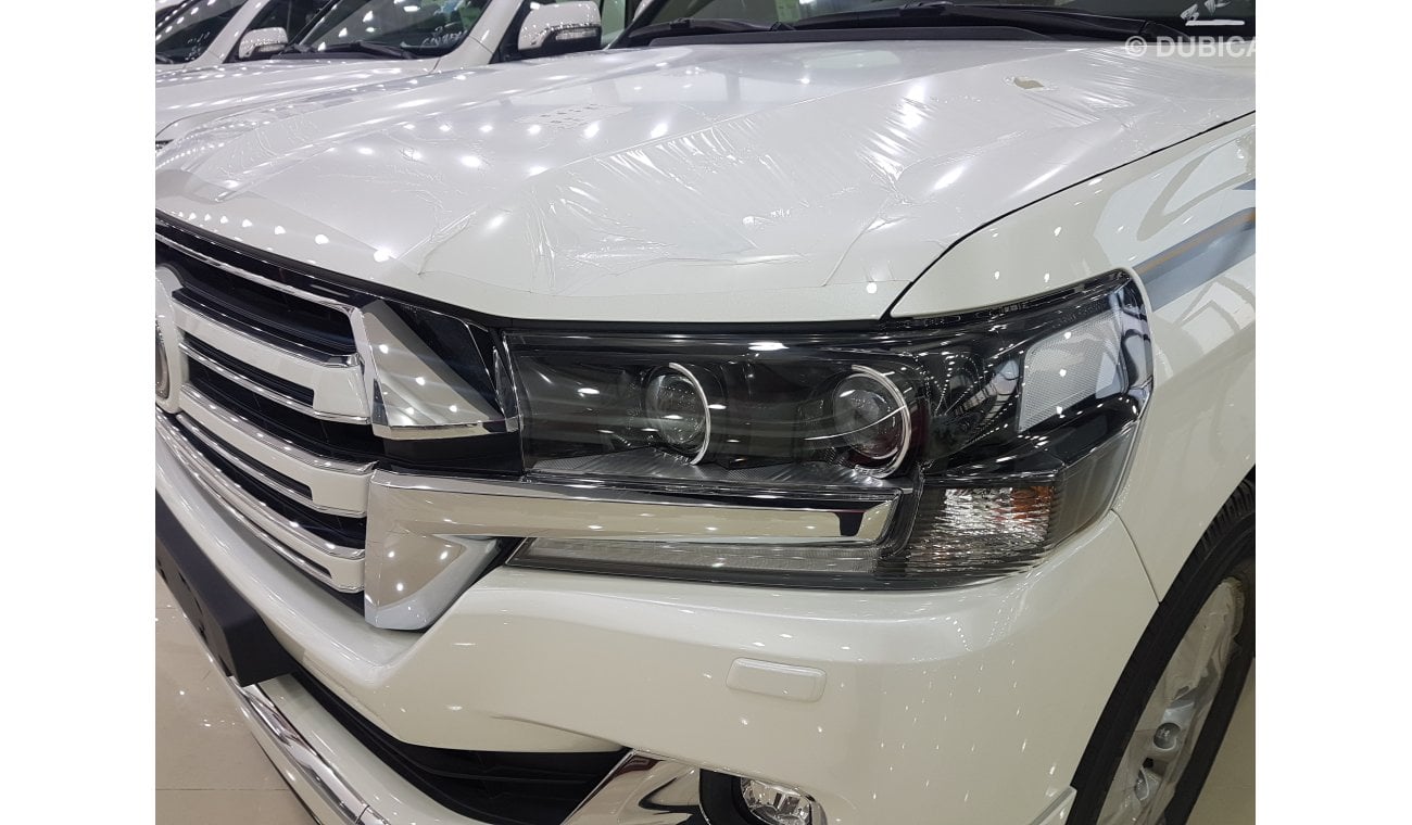 Toyota Land Cruiser VX.R 5.7 White Edition 2018 0KM