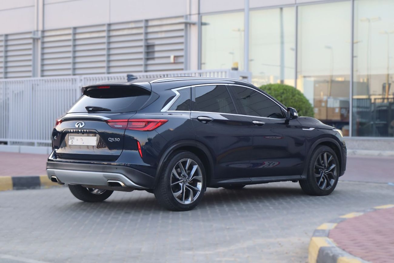 Infiniti QX50 Luxury 2.0L RWD