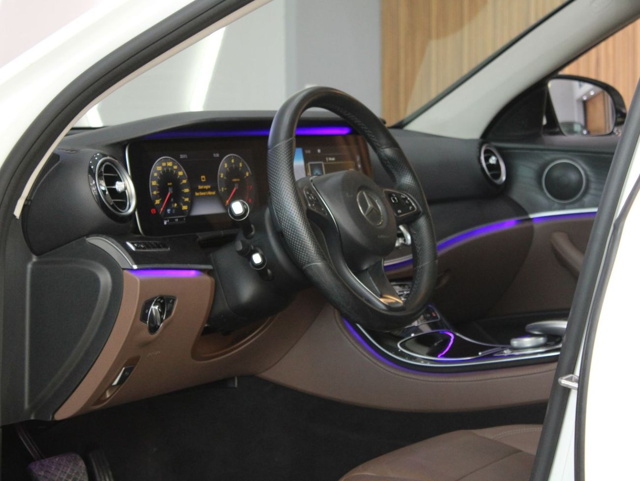 مرسيدس بنز E200 | Fully Loaded