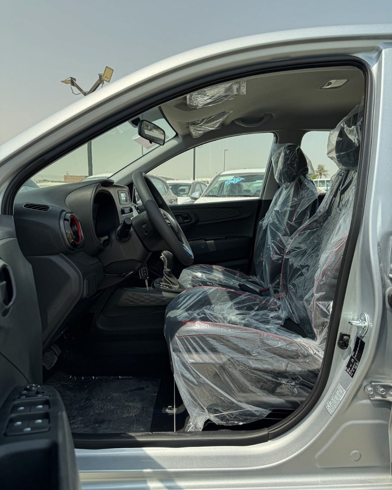 هيونداي جراند i10 SMART GRAND I10 (HATCHBACK ) 1.2L SILVER COLOR - BASIC