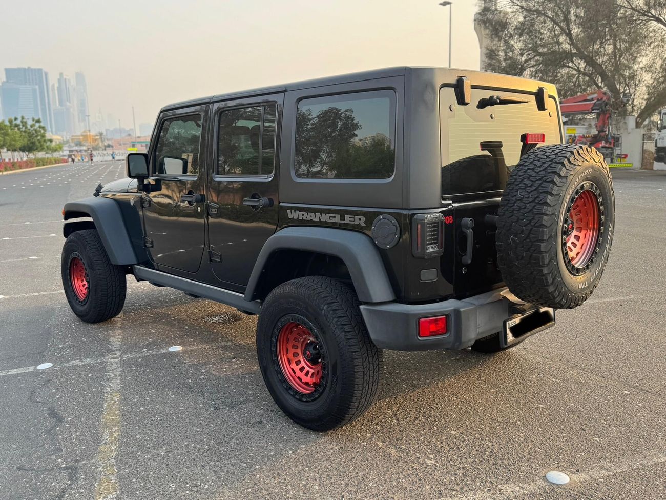 Jeep Wrangler Unlimited Willys Wheeler 3.6L A/T