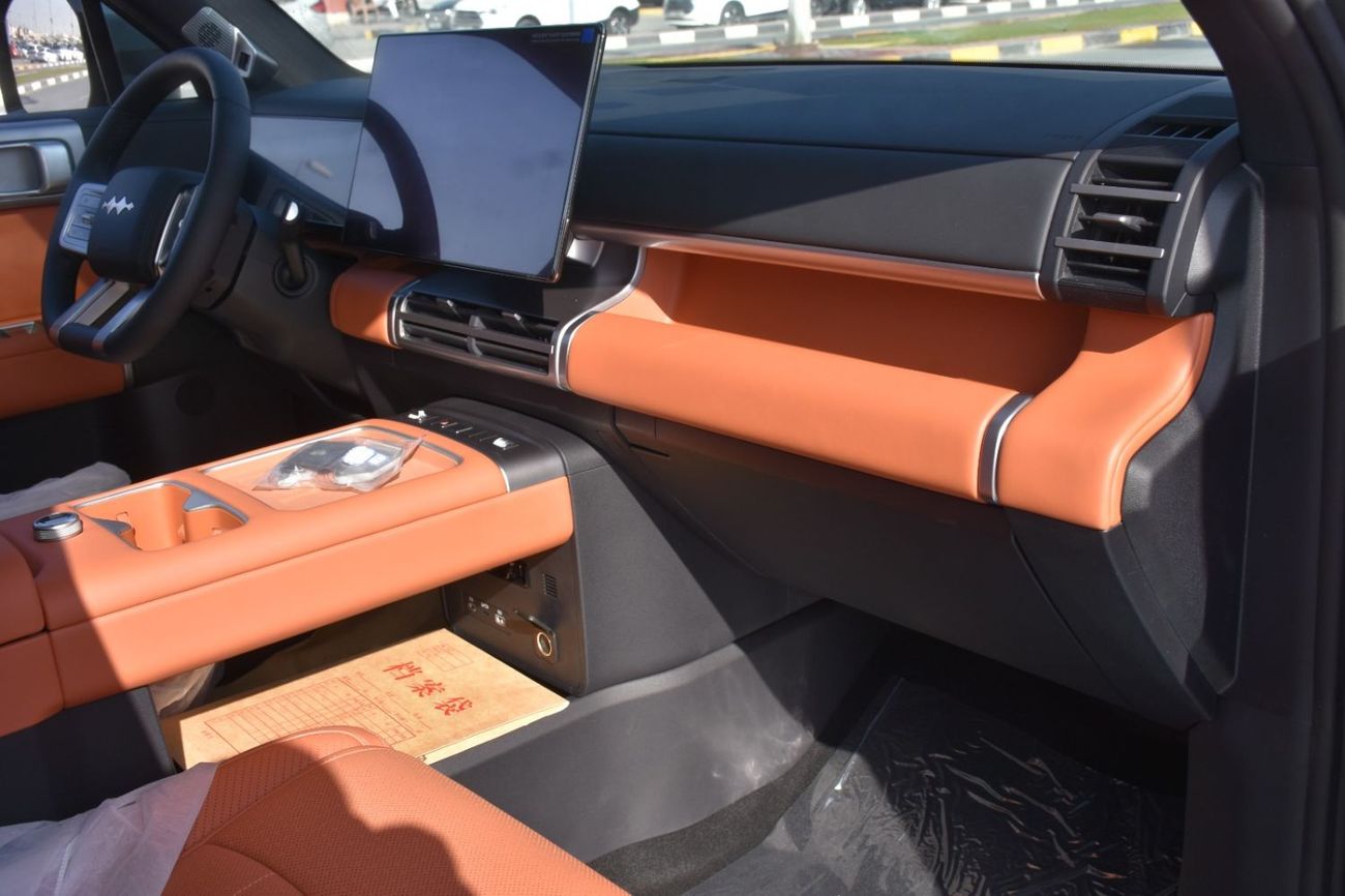 BYD Leopard Titanium 7 LEOPARD 7