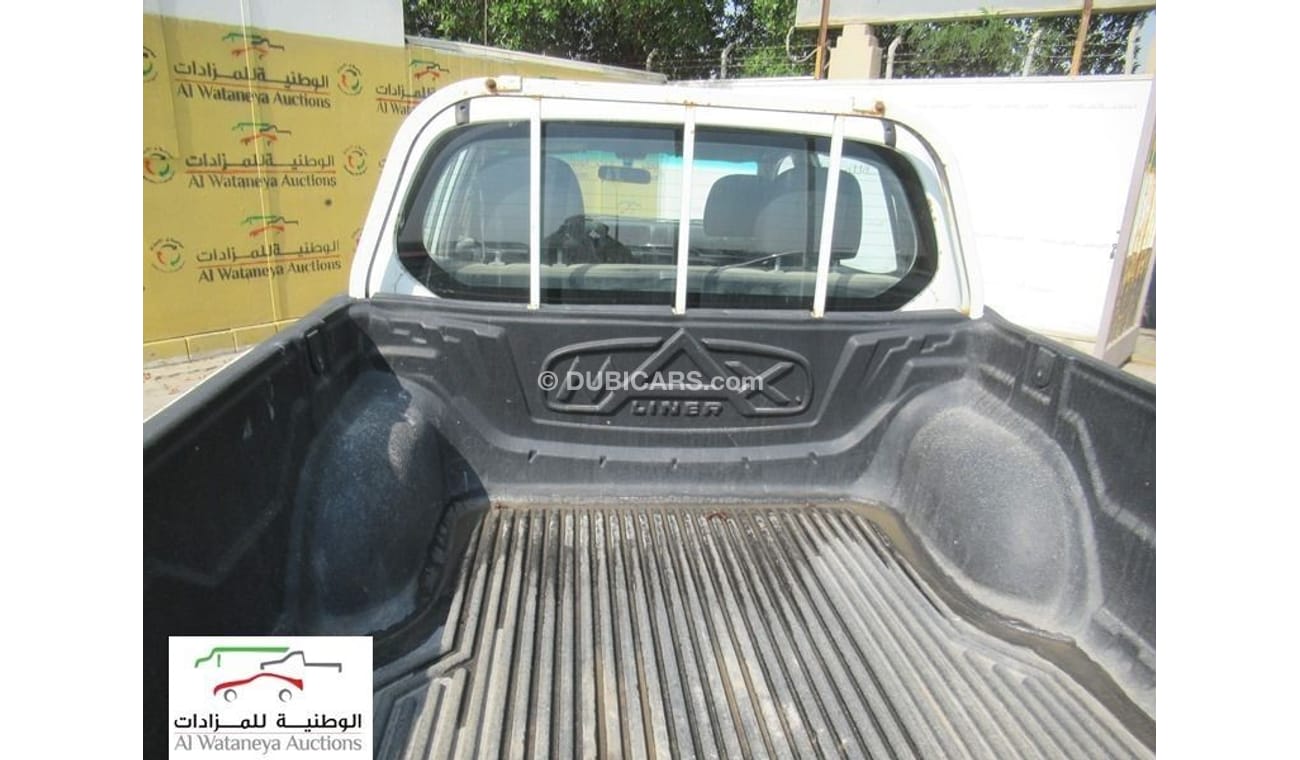 Mitsubishi L200 Mitsubishi L200 D/c pick up 4x2,Diesel,Model:2014. Excellent condition