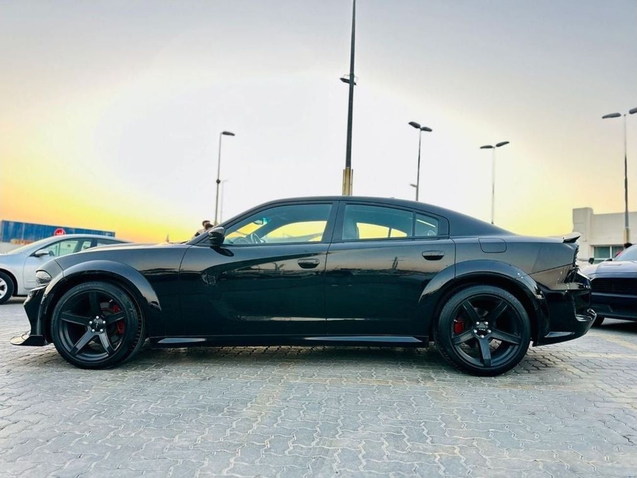 Dodge Charger 5.7L R/T | Monthly AED 1310/- | 0% DP | Widebody Kit | Sunroof | Fog Lights | # 62041
