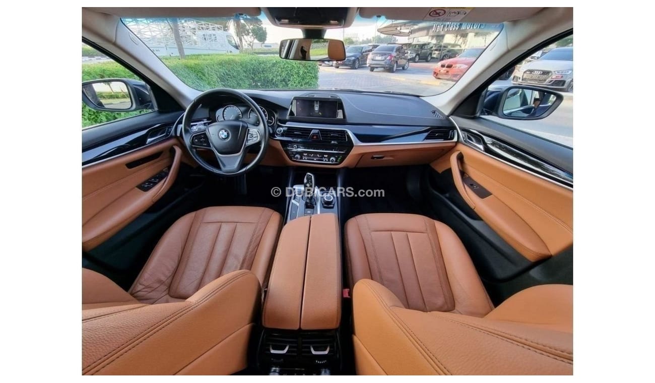 BMW 520i BMW 520I 2019 GCC FREE OF ACCIDENTS WITH SERVICE HISTORY
