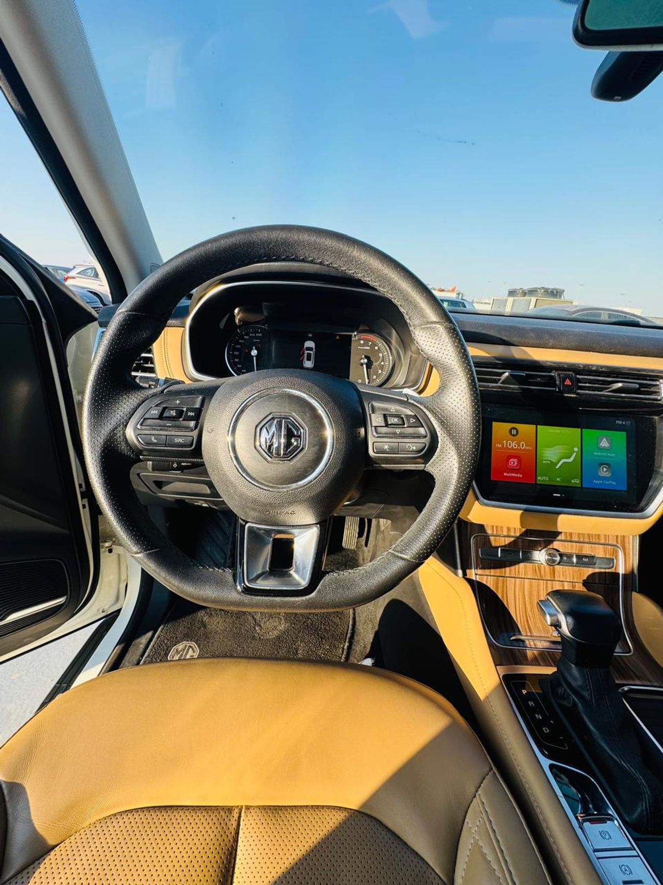 أم جي RX8 Luxury 2.0L