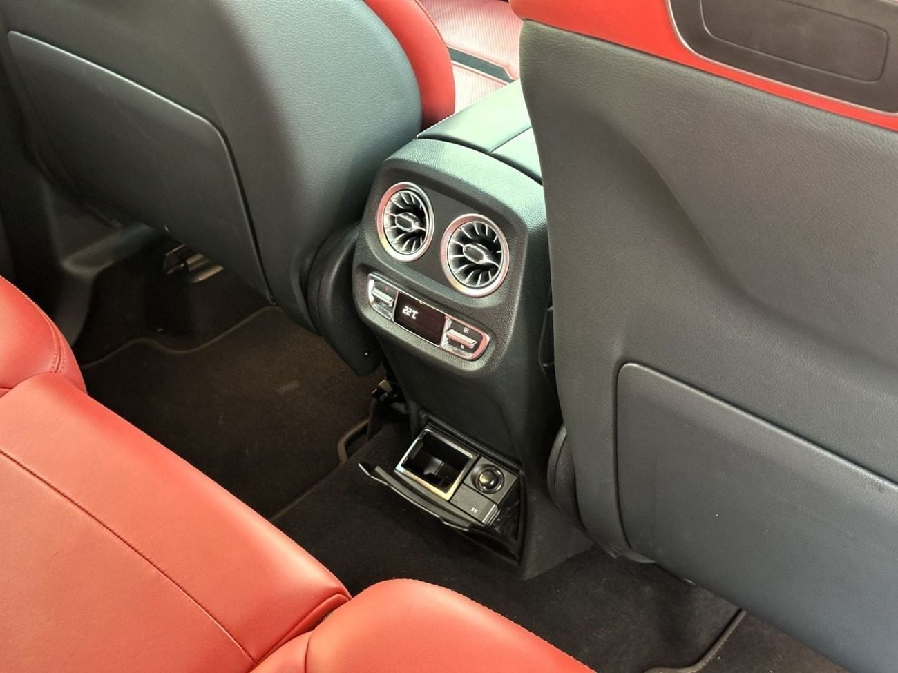 Mercedes-Benz G 63 AMG 4.0L V8 AMG Night Package GARGASH Service Contract