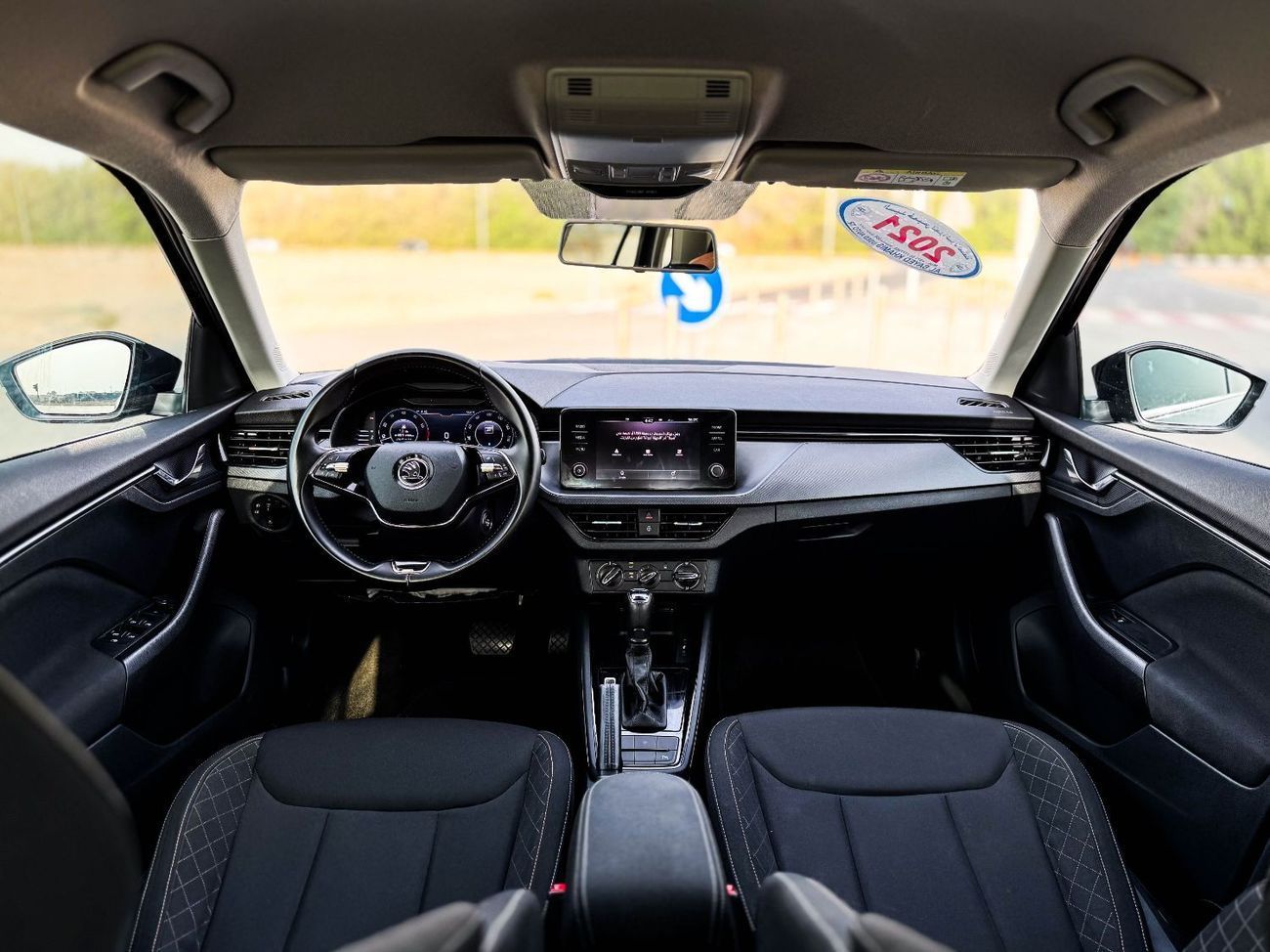 سكودا كاميك سكودا كاميك | موديل ٢٠٢١، خليجي | محرك ١.٦ لتر | طلاء أصلي | صيانة الوكالة | حالة ممتازة | قسط شهري