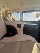 Toyota Granvia Toyota Granvia 3.5 L  Premium  6 seat s