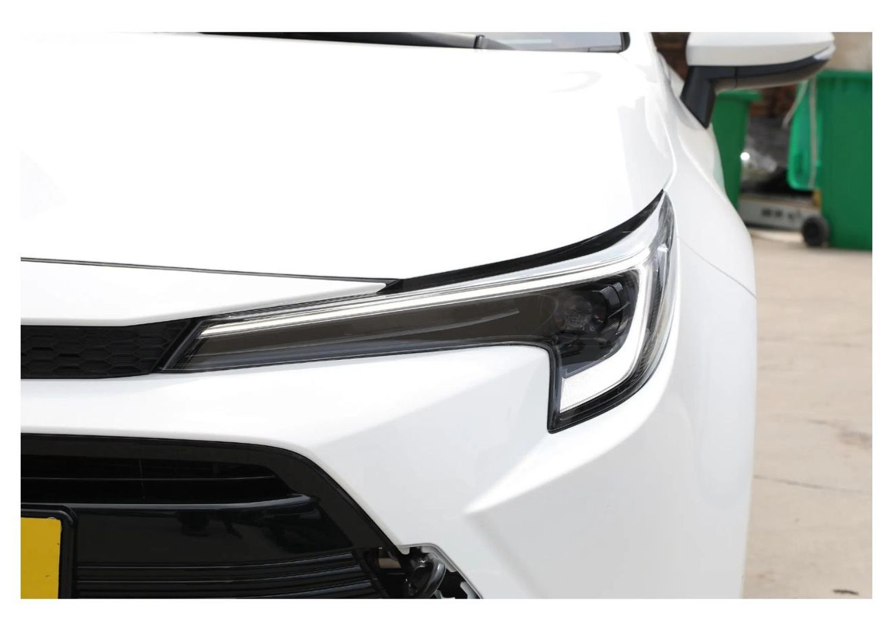 تويوتا ليفين LUXUARY