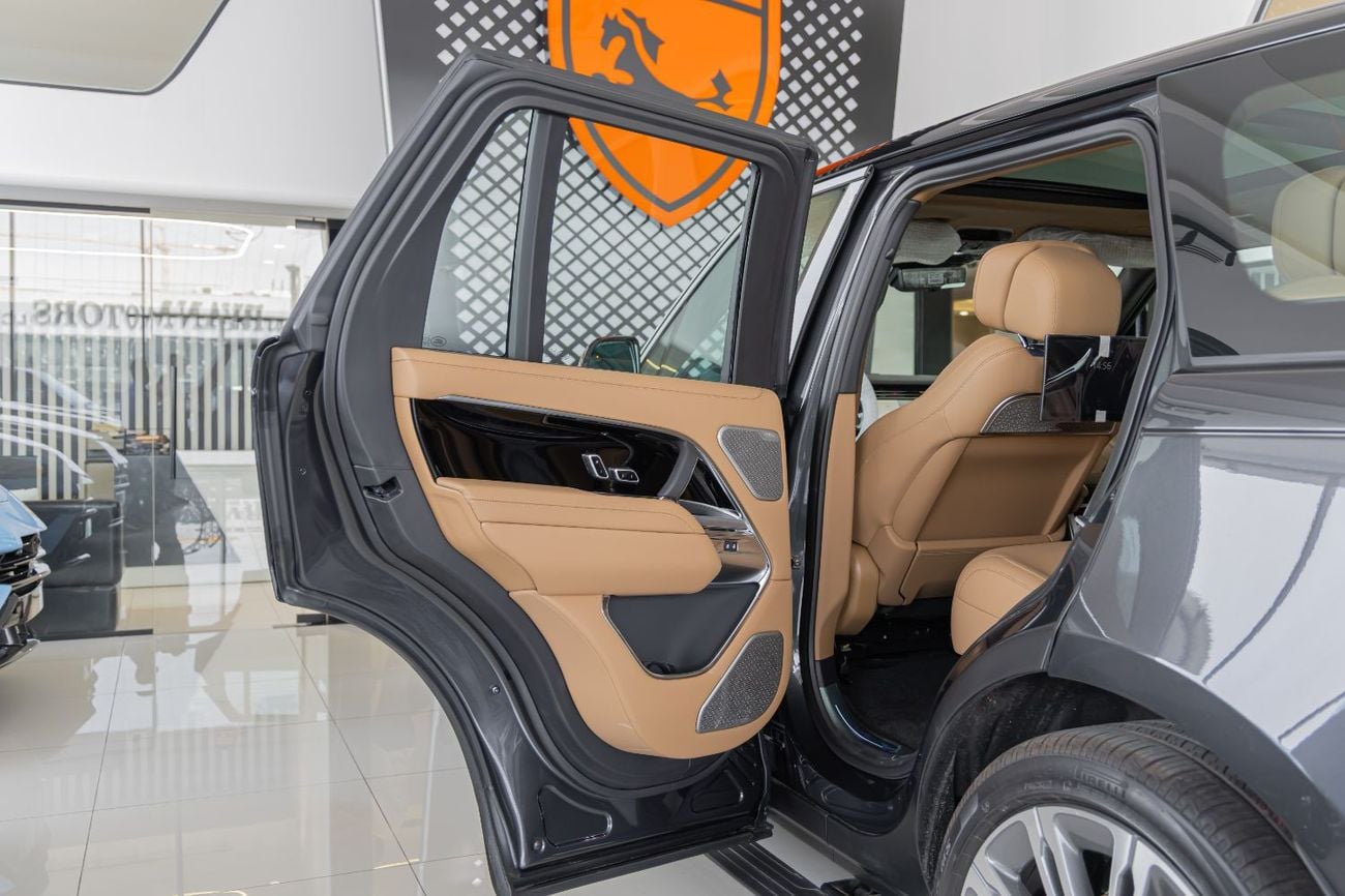 لاند روفر رينج روفر Range Rover Vogue P530 Autobiography |  | GCC Specs | V8 | Full Options | 2026 (Export)