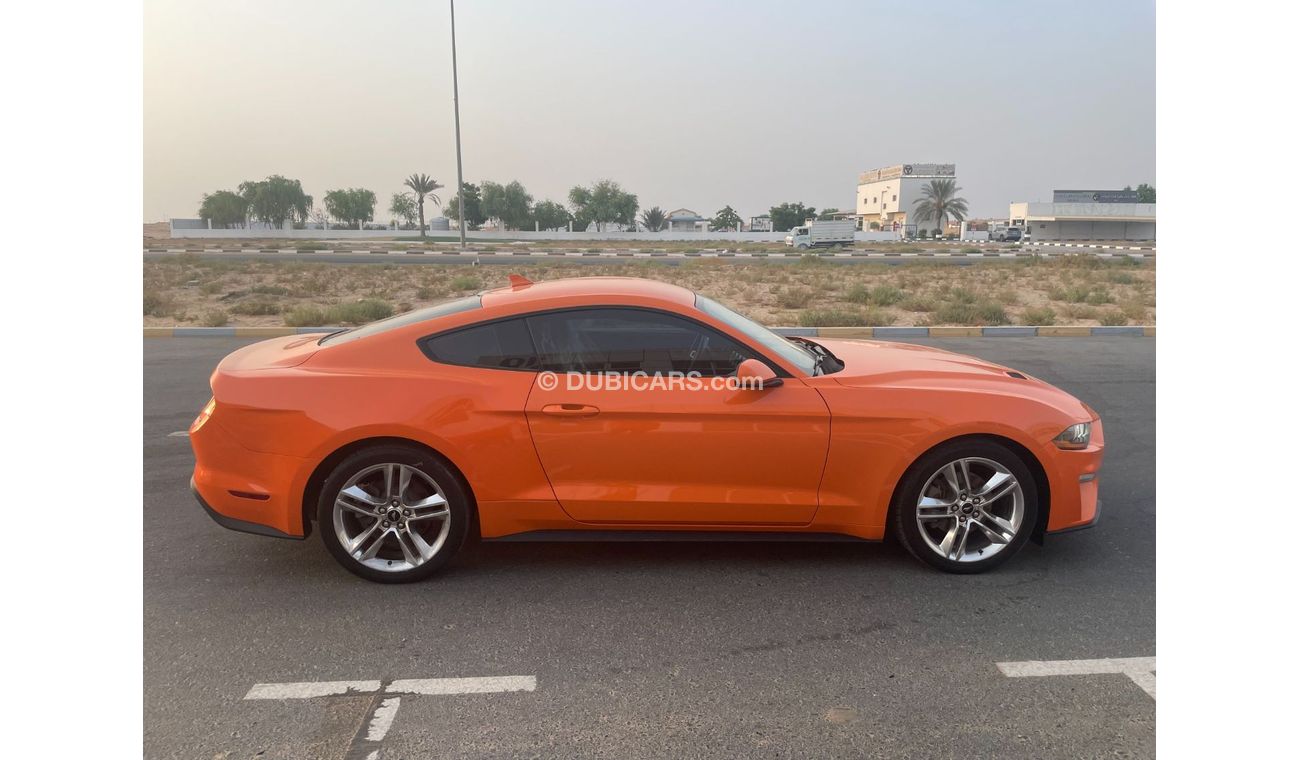 Ford Mustang EcoBoost Model 2020 2.3L RWD -  USA specs / low mileage