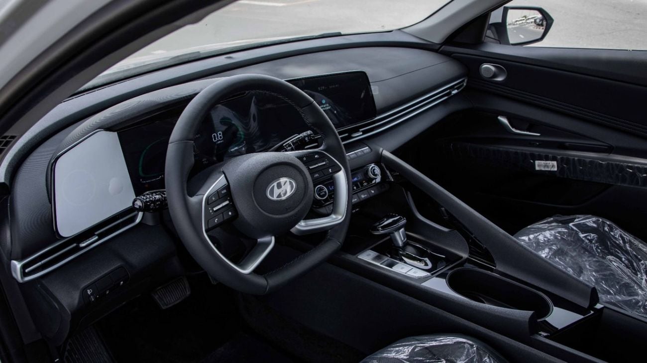 هيونداي إلانترا 1.5L Premium | 2025 | For Local Registration +10%