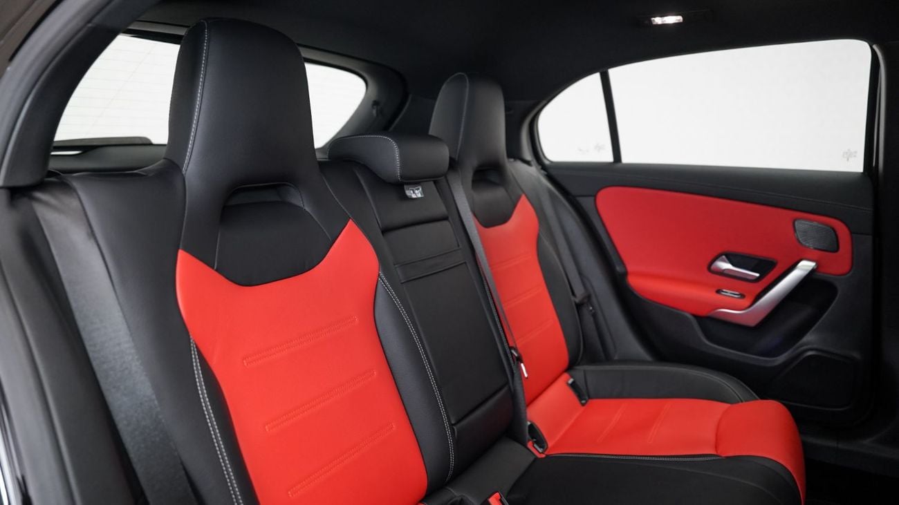 Mercedes Benz A35 AMG 4MATIC
