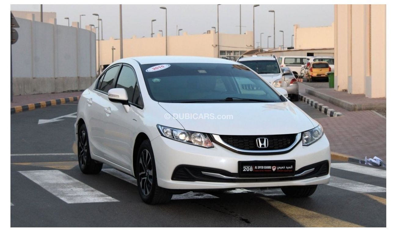 Honda Civic Honda Civic 2015 GCC in excellent condition, without paint, without accidents, very clean from insid