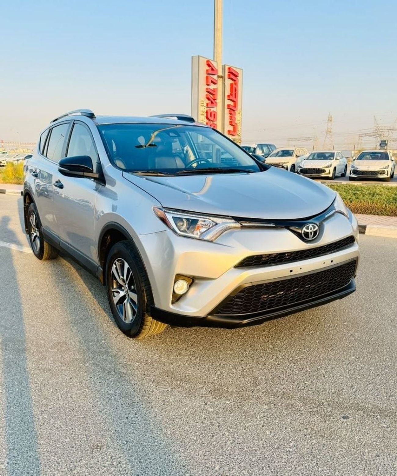 Toyota RAV4 XLE RAV4 XLE FULL OPTION