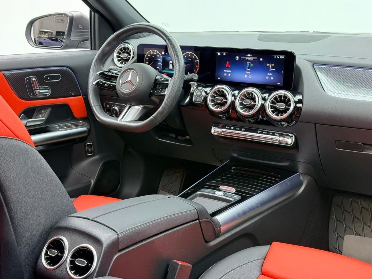 Mercedes Benz GLA 200 2025 Mercedes Benz GLA200 Premium Plus, 2029 MB Warranty, 2028 MB Service Pack, Fully Loaded, GCC