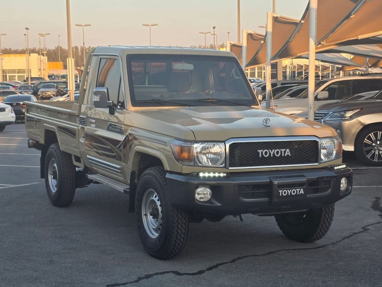 Toyota Land Cruiser Pick Up