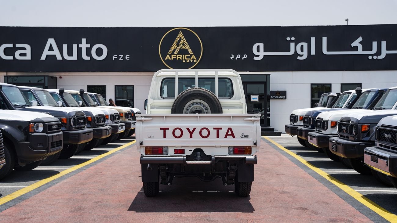 تويوتا لاند كروزر بيك أب 70